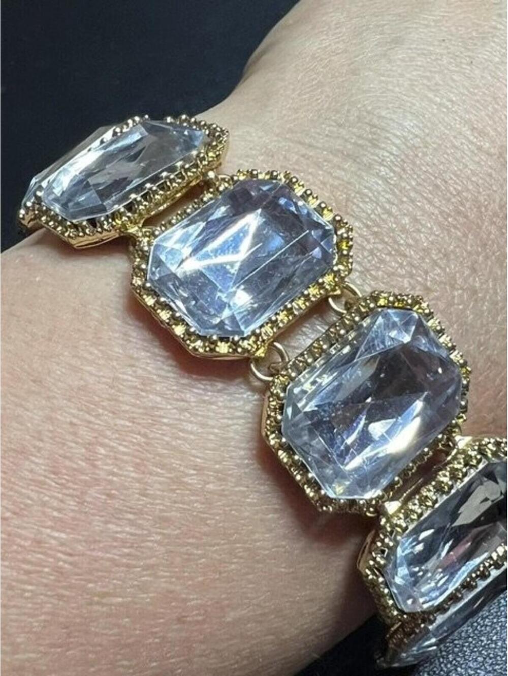 B4942  J. Crew Statement Link Bracelet Clear Faceted Gold Tone 7.25"